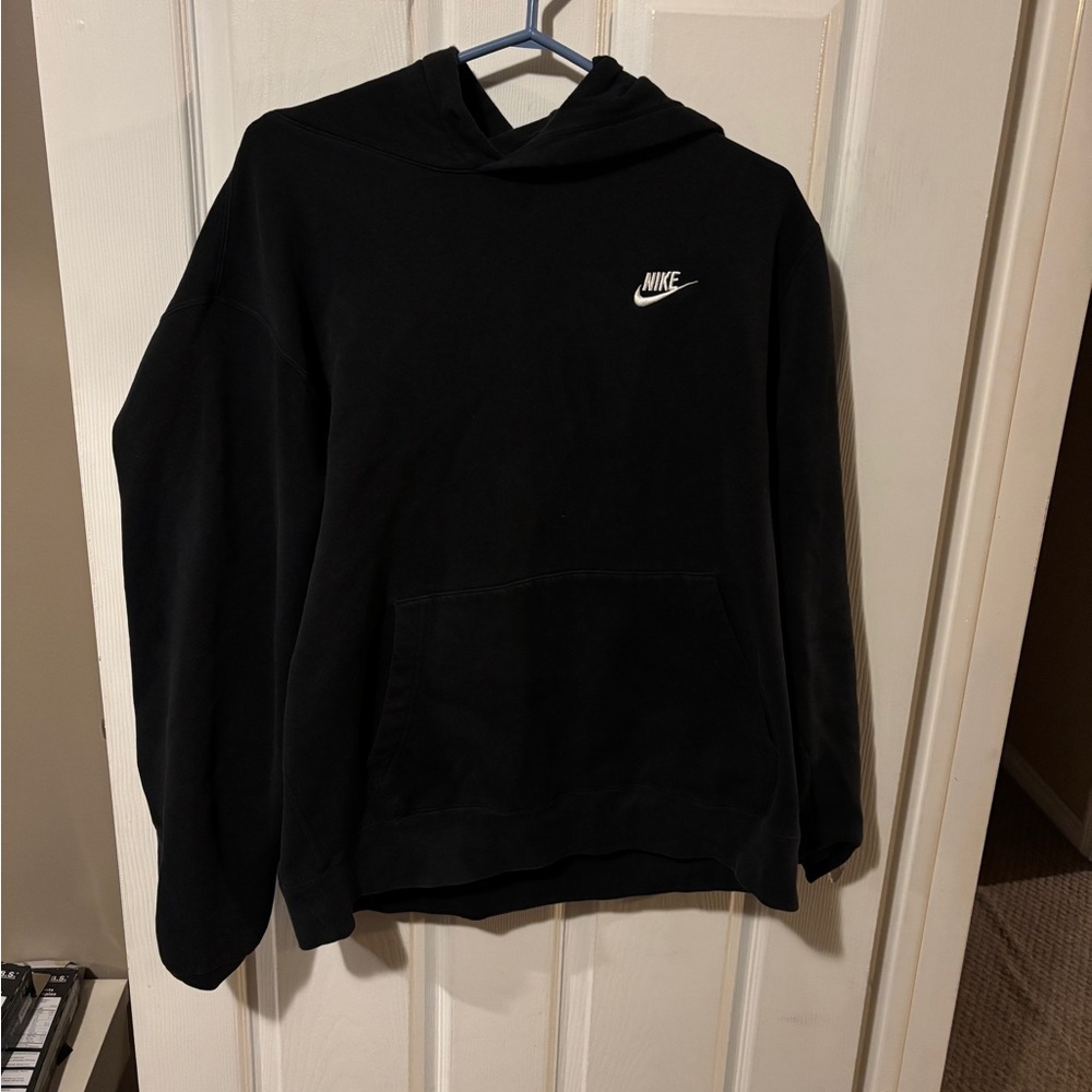 Nike Men's Black Pullover Hoodie